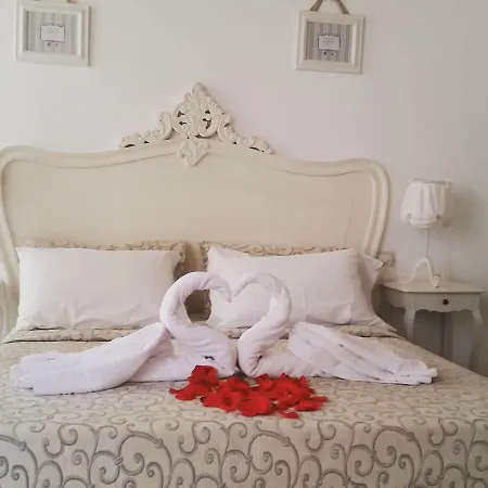 La Porta Vecchia Bed and Breakfast