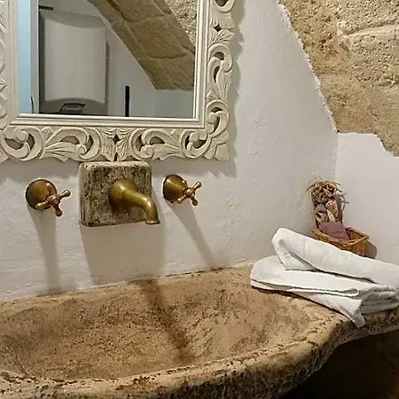 旧门住宿加早餐旅馆 4* 莫诺波利