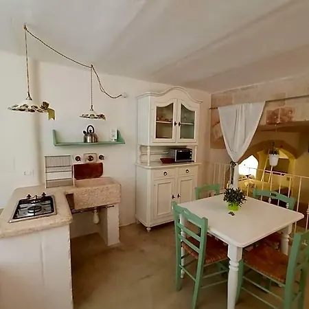 Bed & Breakfast La Porta Vecchia 4*